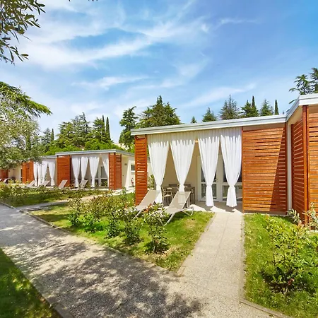 Aparthotel Adria - & Adria 4*