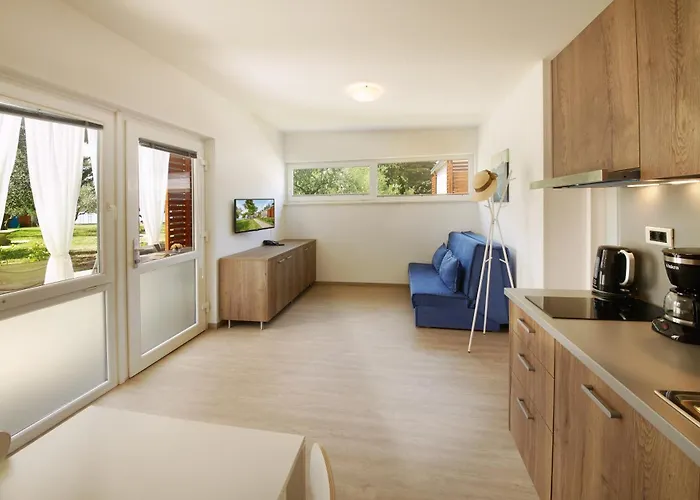 Adria - & Adria Анкаран