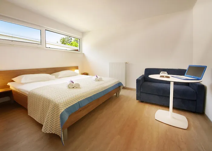 Aparthotel Adria - & Adria