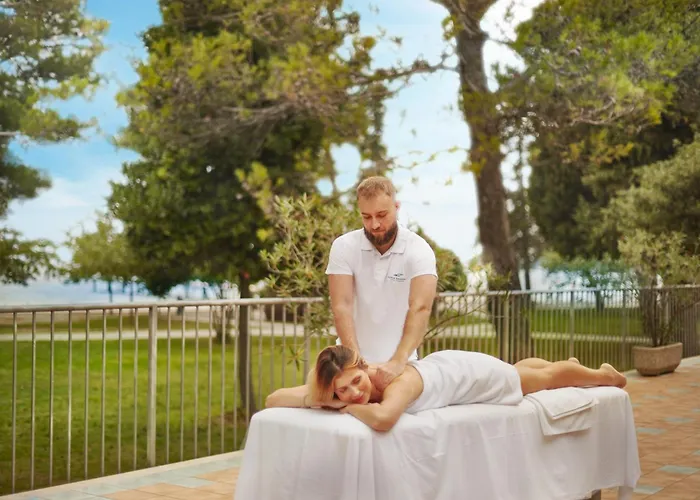 Adria - & Adria Апарт-отель 4*